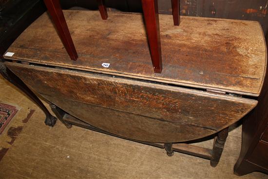 Oak gateleg table(-)